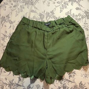 Madewell Scallop Shorts - Green
